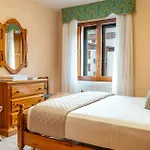 Hotel Iris